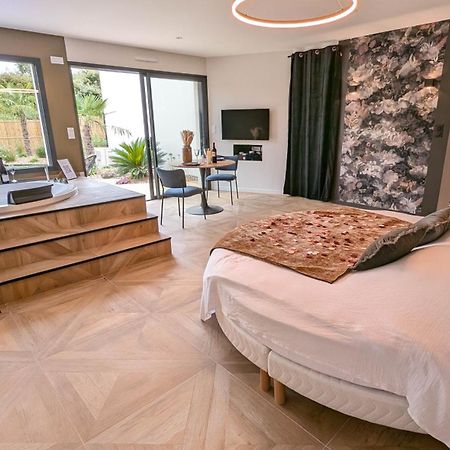 Les Suites Du Payre - Suite Romance Saint-Hilaire-de-Talmont エクステリア 写真
